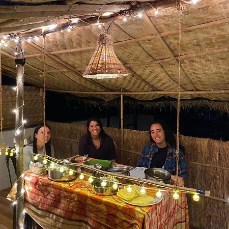 Veeru Homestay Хоспет Екстериор снимка