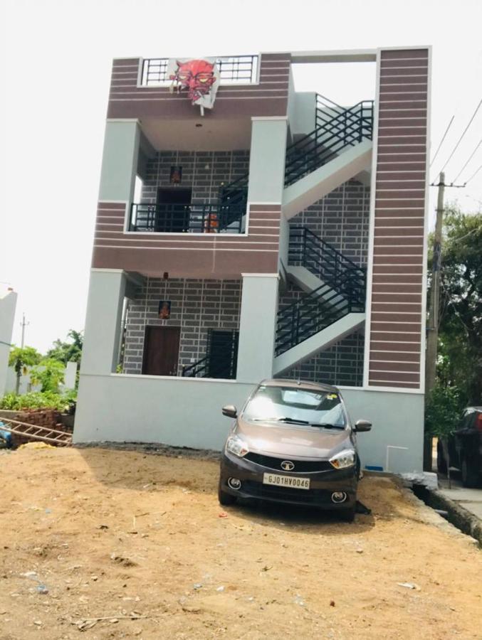 Veeru Homestay Хоспет Екстериор снимка